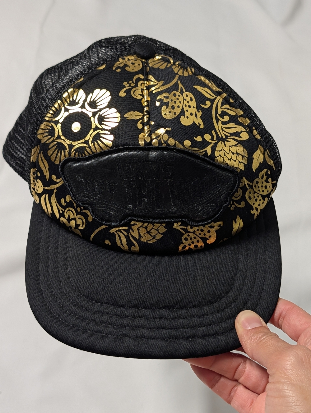 Vans Off The Wall Gold Leaf Black Snapback Trucker Hat Cap Adjustable Skateboard